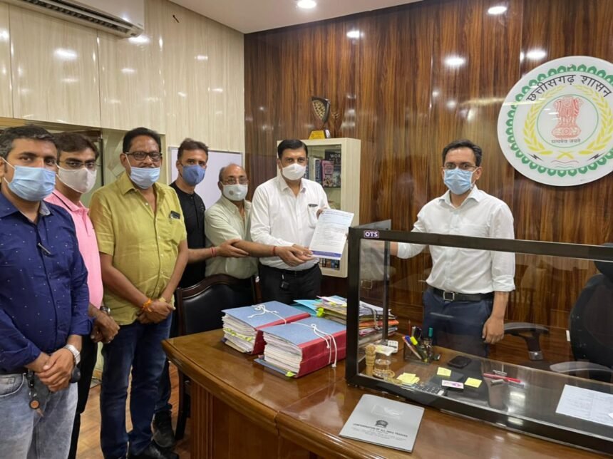 The representatives of the Chamber submitted a memorandum to the Collector