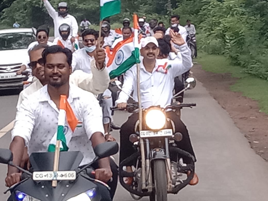 BM Shah Hospital management took out bike rally on Independence Day