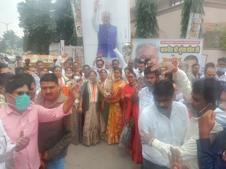 Excitement in Bhilai on CM Baghel's birthday: Convoy of District