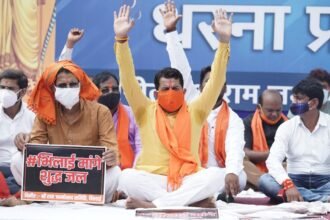 Demonstration of Shri Ram Janmotsav Committee regarding pure water