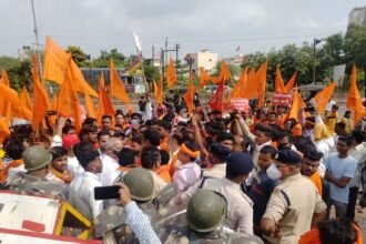 On the conversion, VHP and Bajrang Dal activists surrounded Supela police station