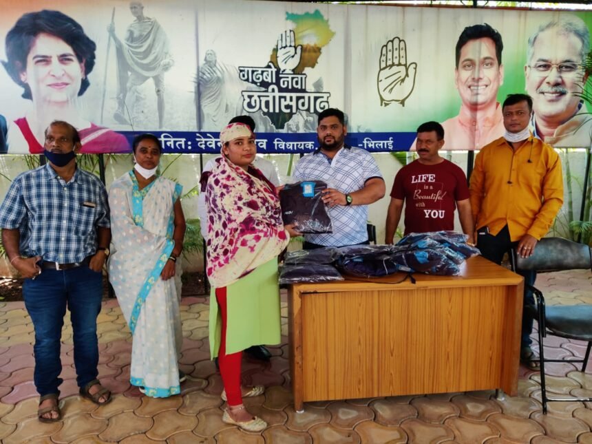 MLA representative Ekansh Banchhore met the players of weight lifting