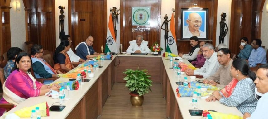 Courtesy meeting of Gujarat Vidhan Sabha delegation with Chief Minister