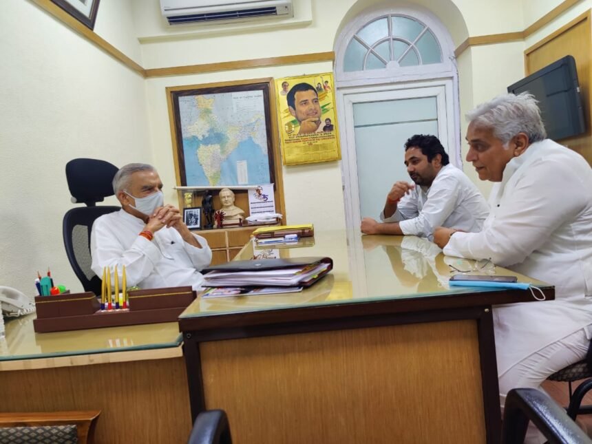 During his stay in Delhi, MLA Vora did a courtesy call on Congress leaders