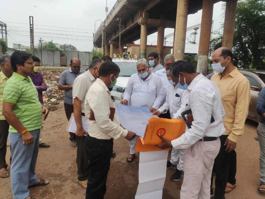 To expedite the construction of the underbridge, Vora took a joint meeting of the bridge