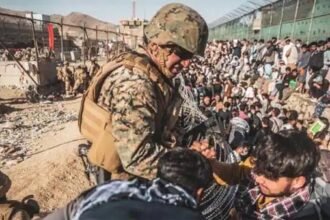 इस्लामिक स्टेट ने ली काबुल एयरपोर्ट पर रॉकेट हमले की जिम्मेदारी, अमेरिका बोला- अपनी बात पर खरा उतरे तालिबान