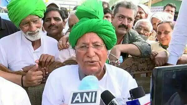 तीसरे मोर्चे की तैयारी में जुटे चौटाला, पिता की जयंती पर कर सकते हैं बड़ा ऐलान