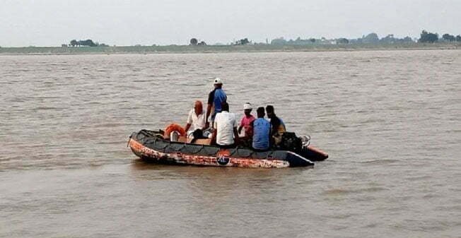 Traumatic accident: Boat capsizes in Amravati