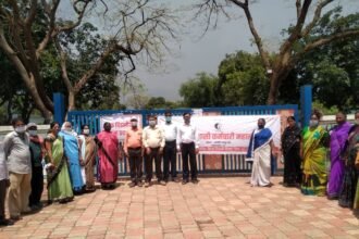 Effect of strike: Risali corporation's work stalled…. Regular employees on strike