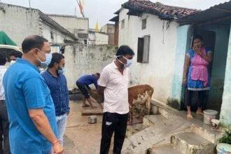 In the morning visit on the first day of the inspection, Commissioner Prakash Survey