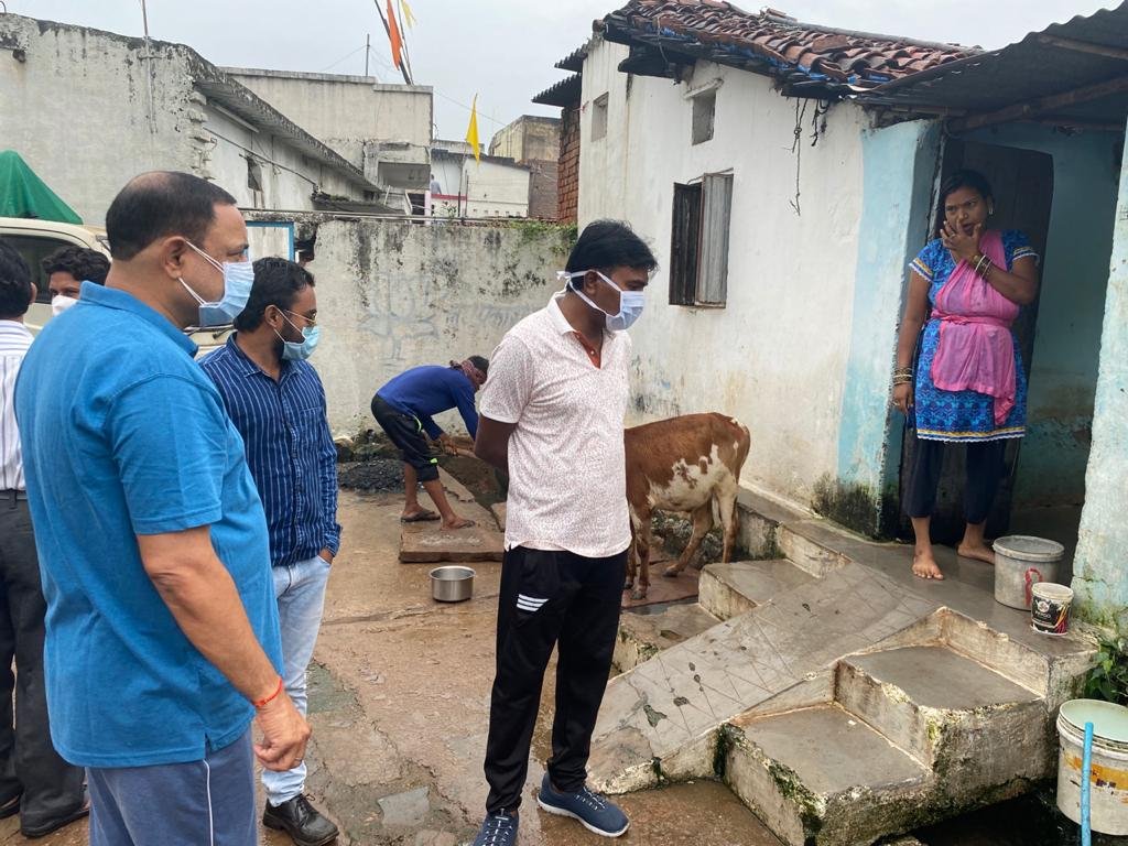 In the morning visit on the first day of the inspection, Commissioner Prakash Survey