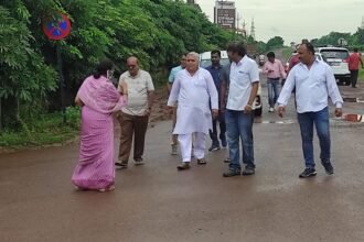 Seeing the potholes on the main market and roads, MLA Vora got furious