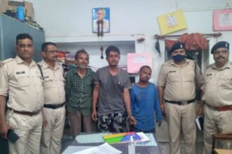 Dispute over minor matter… murder of youth by stoning screwdriver