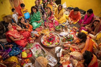 The smell of Teej of Chhattisgarh reached America… Tijharins ate Karu-Bhat