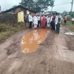 MLA Vora gave door-to-door knock in Karhidih