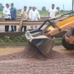 Vora launched a campaign to give relief to the public from the problems of rain