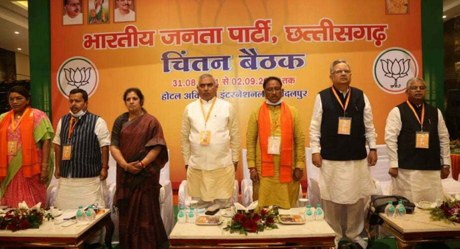 Decision to bet on new faces in the assembly elections