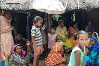 दुखद घटना: पंखे का प्लग लगाते समय लगा करंट, महिला की गोद में था एक साल का बेटा, तीन की मौत