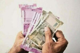 निवेश: लोगों को खूब भा रही अटल पेंशन योजना, निवेश करने पर हर महीने होता है पांच हजार का फायदा