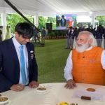 ई-नीलामी: नीरज चोपड़ा का भाला एक करोड़ के पार, सुहास एलवाई के रैकेट की 10 करोड़ लगी बोली