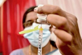 छत्तीसगढ़ में कोरोना टीकाकरण का आंकड़ा 5 करोड़ से पार, 94 प्रतिशत आबादी को दोनों टीके लगाए जा चुके