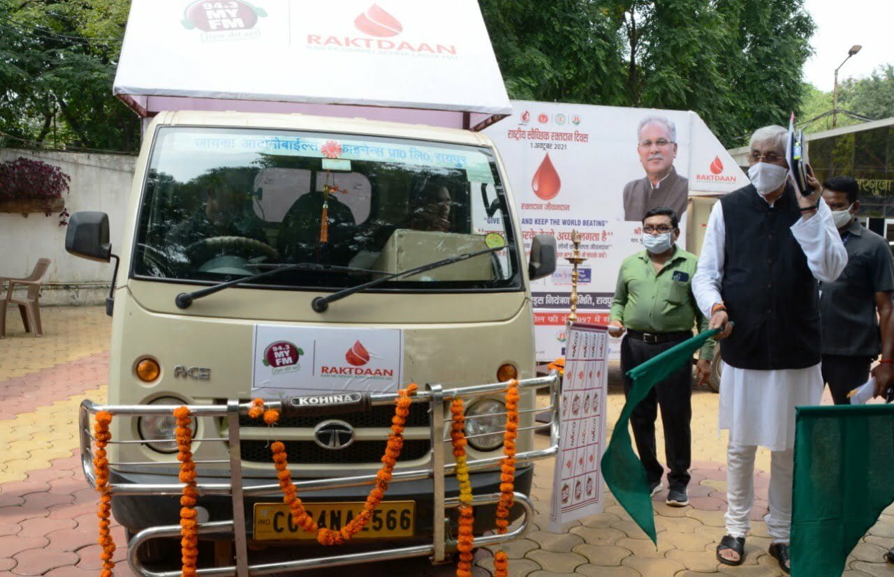 Health Minister Singhdev inaugurated the month of blood donation