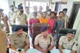 पुलिस की सतर्कता से टली डकैती की बड़ी घटना