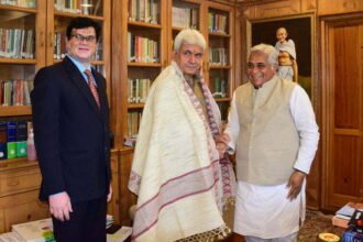 आदिवासी नृत्य महोत्सव: विधायक वोरा ने दिया जम्मू कश्मीर के राज्यपाल को छत्तीसगढ़ आने का न्योता