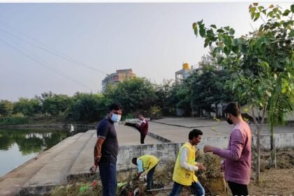 निगम आयुक्त प्रकाश सर्वे ने लिया तालाबों की सफाई का जायजा…. दार्शनिक स्थलों की सफाई व्यवस्था भी देखी… कर्मियों को दिए निर्देश
