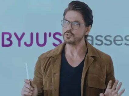 आर्यन खान ड्रग केस: शाहरुख खान को बड़ा झटका…. बायजूस ने लगाई विज्ञापनों पर रोक