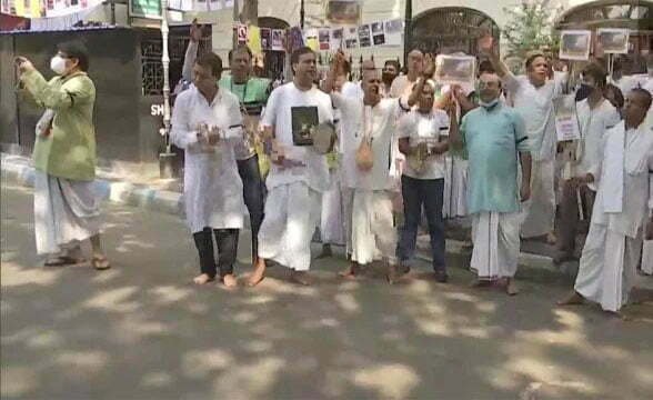 कट्टरपंथियों के खिलाफ इस्कॉन श्रद्धालु एकजुट, 700 मंदिरों में प्रदर्शन