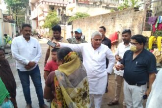 लोगों ने की अमृत मिशन, राशन दुकानों की शिकायत… विधायक वोरा ने कहा- नागरिकों की मूलभूत सुविधा के लिए प्रशासनिक कसावट आवश्यक