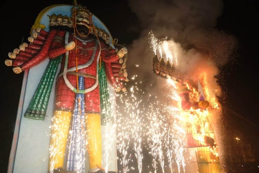 डब्ल्यूआरएस कॉलोनी के विजयादशमी उत्सव में मुख्यमंत्री शामिल हुए मुख्यमंत्री बघेल