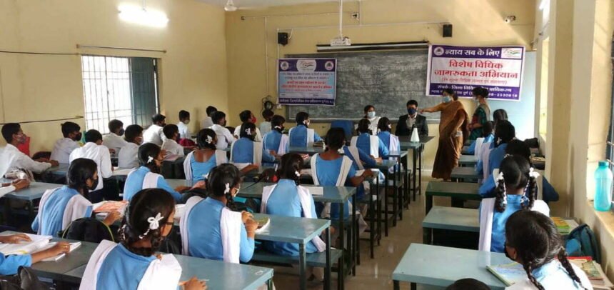 Legal awareness camp organized in government schools: The judges told the provisions of the law to protect the children