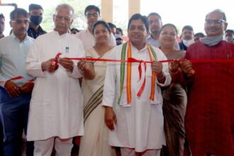 Home Minister Tamradhwaj Sahu inaugurated the exhibition based on the personality of Bharat Ratna Indira Gandhi and Sardar Patel