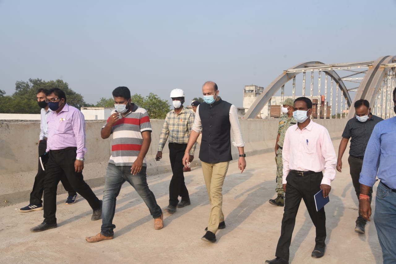 Breking News: Latest update about Kumhari Fourlane…. The big question is, will the traffic start from tomorrow