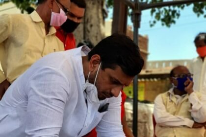 भिलाईनगर विधायक देवेंद्र यादव की पहल: 80 लाख की लागत से खुर्सीपार के विभिन्न मार्गों का होगा सीमेंटीकरण…. नालियों का भी किया जाएगा निर्माण