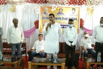 रोजगारोन्मुखीकरण शिक्षा कार्यक्रम के तहत विधायक देवेन्द्र यादव ने किया व्यवसायिक शिक्षा केन्द्र का उद्घाटन