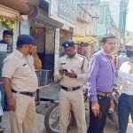 इंडियन बैंक के कैशियर से 15 लाख की लूट