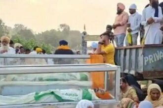 कार्रवाई पर अड़े किसान, बोले-दोषियों की गिरफ्तारी के बाद ही करेंगे शवों का अंतिम संस्कार