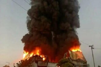बड़ा हादसा: इमारत में लगी भीषण आग, 46 लोगों की मौत, कई अन्य झुलसे