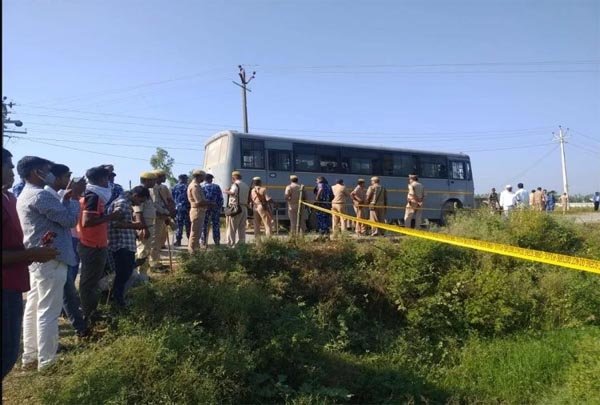 लखीमपुर खीरी मामला: आशीष मिश्र समेत अन्य आरोपियों को लेकर घटनास्थल पहुंची पुलिस, करवा रही सीन रिक्रिएशन