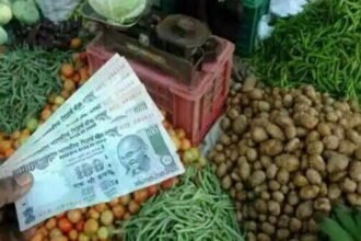 पेट्रोल-डीजल सहित सब्जियों के दाम ने बिगाड़ा आम आदमी का बजट, बेमौसम बारिश ने बाजारों की रौनक छीनी