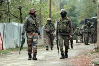 कुलगाम और अनंतनाग में मुठभेड़, एक दहशतगर्द ढेर, ऑपरेशन जारी