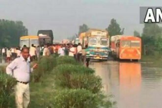 उत्तराखंड में सैलाब का यूपी तक कहर, पानी भरने से दिल्ली-लखनऊ हाईवे बंद