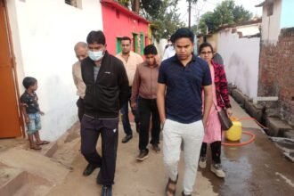 घरों तक पानी पहुंचाने फिर जुटे अधिकारी... प्रेशर बढ़ाने अब इंड कैप खोलकर की जाएगी सफाई... रिपेयरिंग चार्ज वसूली के लिए निगम लिखेगा कड़ा पत्र