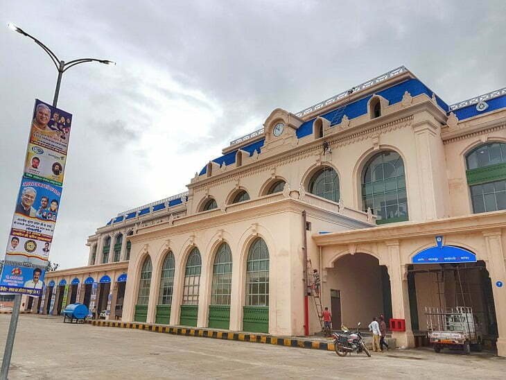 भाटागांव में बने नए बस स्टैंड