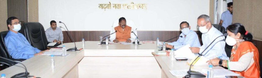 खाद्य मंत्री ने धान की खरीदी के लिए की तैयारियों की समीक्षा, कहा- सीमावर्ती राज्यों से अवैध धान परिवहन पर रखें कड़ी निगरानी