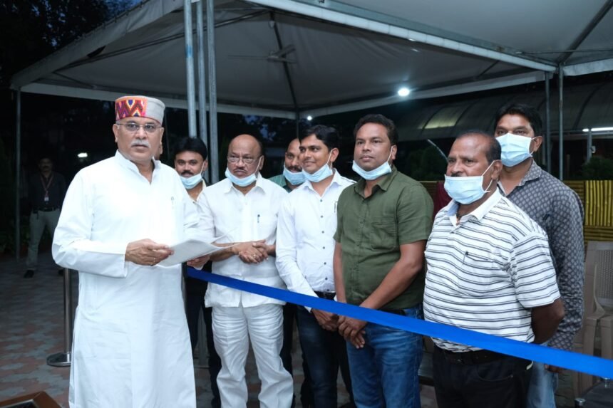 मुख्यमंत्री ने दी राज्य के विद्युत कर्मियों को डीए और बोनस की सौगात…. 16 हजार से अधिक विद्युत कर्मियों को मिलेगा लाभ… फेडरेशन के पदाधिकारियों ने मुख्यमंत्री का जताया आभार