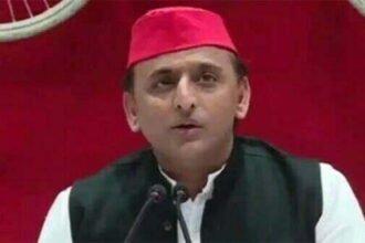 अखिलेश का बड़ा चुनावी दांव, किसान आंदोलन में मरे किसानों के परिवारों को 25-25 लाख देने का वादा